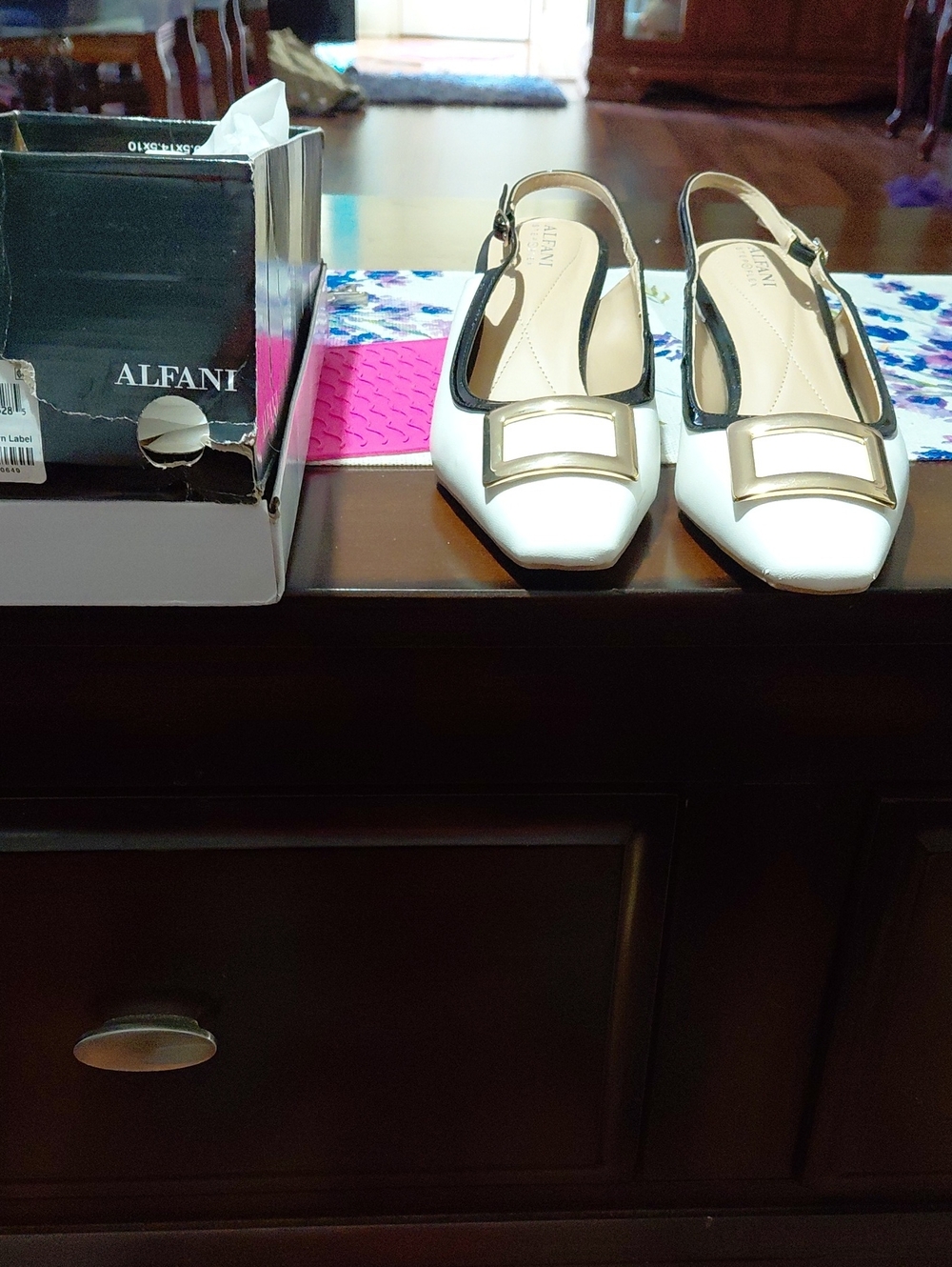 Alfani White Slingback Flats with Black Trim and Gold Buckle 10M 2.5 Heel
